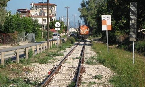 Πώς αντί να φτιαχτεί σιδηρόδρομος στην Πελοπόννησο επιδοτούμε το «Μορέα»
