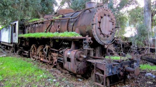Φτιάχνουν τα παλιά τρένα για να τα δρομολογήσουν στην Πελοπόννησο