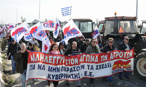 Έμπρακτη αλληλεγγύη του ΠΑΜΕ στους αγρότες της Πελοποννήσου