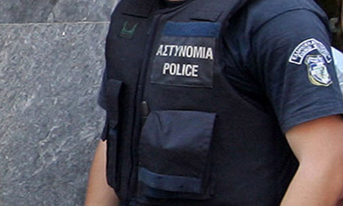 Λήστεψαν αστυνομικό σε δρόμο της Πάτρας