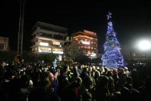 Δεν θα ανάψει το Χριστουγεννιάτικο δέντρο στο Άργος