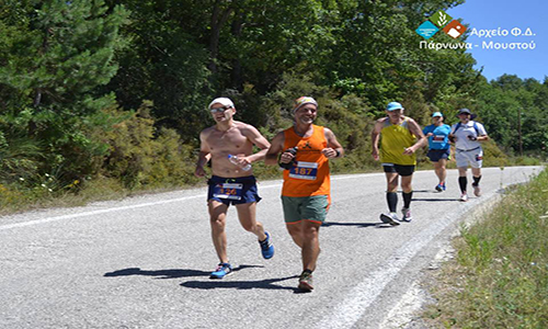 Έτρεξαν 70 χλμ μέσα από τα χωριά του Πάρνωνα