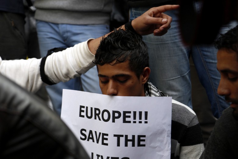 Μην εξισώνετε τους πρόσφυγες με τους τρομοκράτες, ζήτησαν οι ευρωβουλευτές
