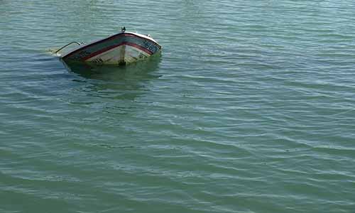 Βυθίστηκε σκάφος στην Επίδαυρο-Καλά στην υγεία τους οι επιβαίνοντες