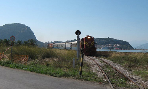 Ξεκινούν εργασίες στο σιδηροδρομικό τμήμα Κόρινθος-Ναύπλιο