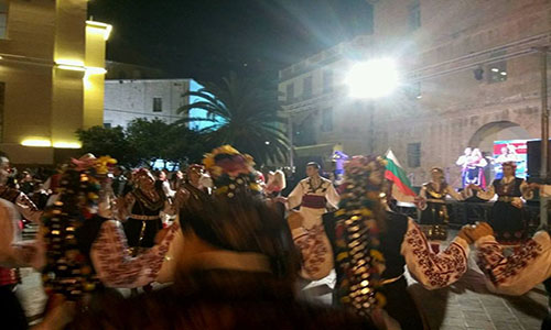 Πως χόρεψαν οι Βούλγαροι στο Ναύπλιο (Vid)