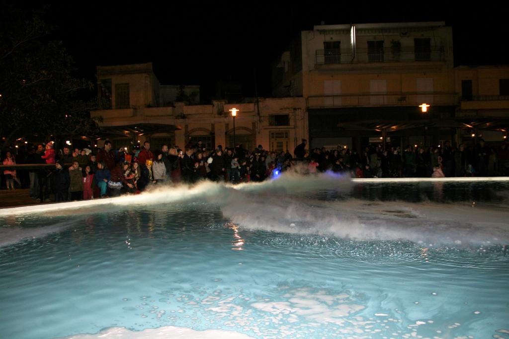1η μεγάλη νυχτερινή καρναβαλική γιορτή στο Άργος