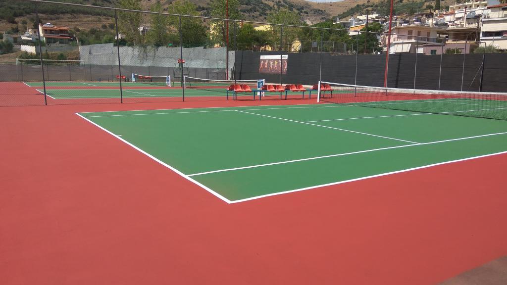 Ανανέωση γήπεδα τένις στο Άργος