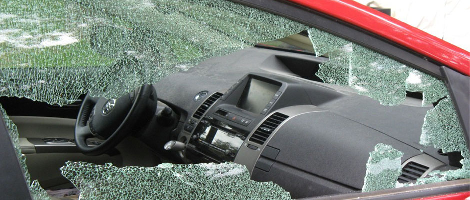 56χρονη «χτύπησε» αυτοκίνητο στο Άργος