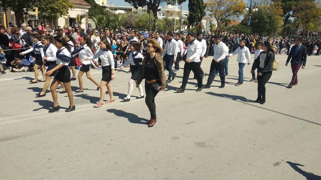 100 φωτογραφίες από την παρέλαση του Ναυπλίου