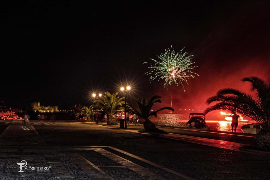 Πυροτεχνήματα Ναυτική Ναυπλιάδα 2019