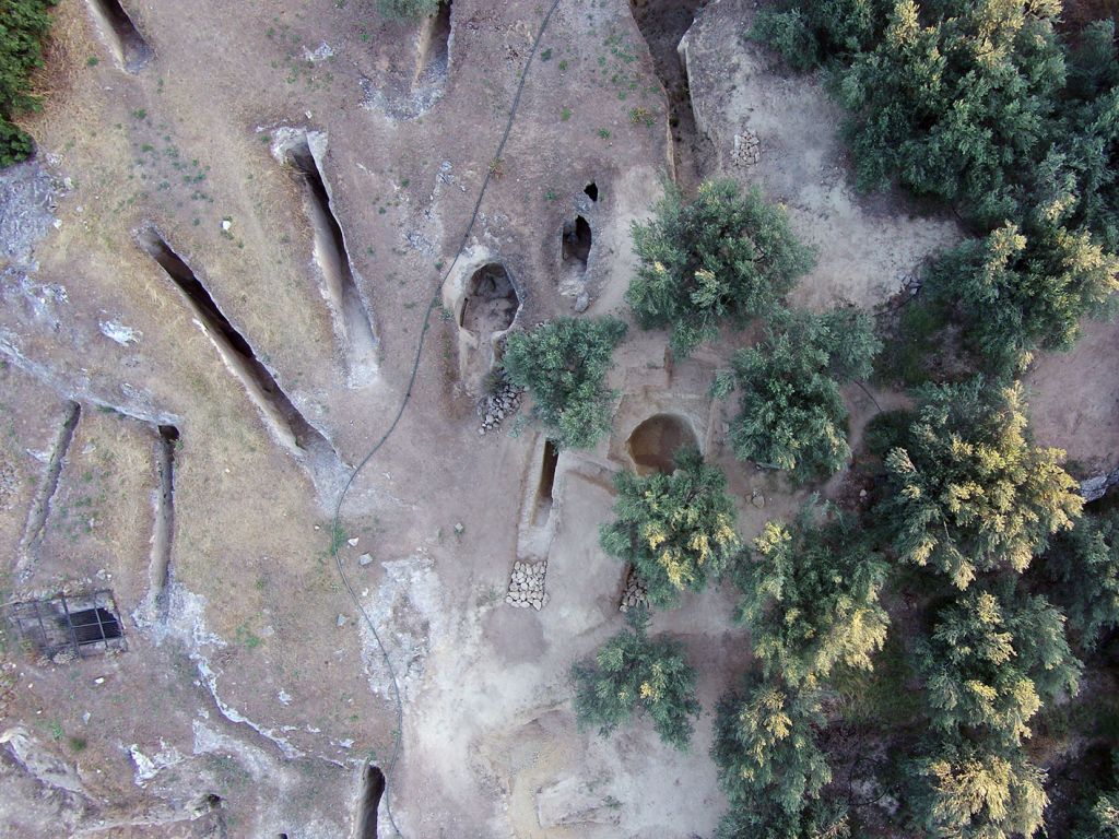 Βρέθηκαν ασύλητοι μυκηναϊκοί τάφοι στη Νεμέα 