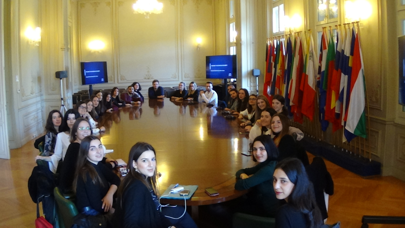 Φοιτητές από την Πελοπόννησο στο γραφείο Ευρωπαϊκού Κοινοβουλίου της Αθήνας