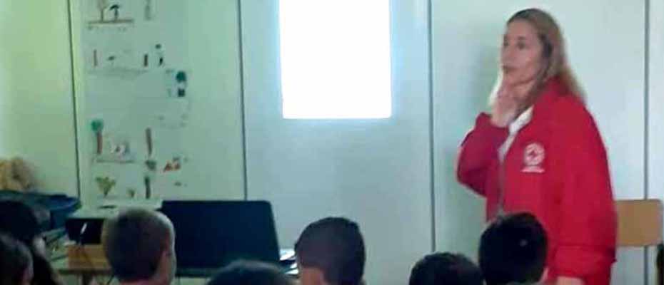 Ο Ερυθρός Σταυρός Ναυπλίου ενημέρωσε μαθητές στο Δρέπανο για τις πρώτες βοήθειες